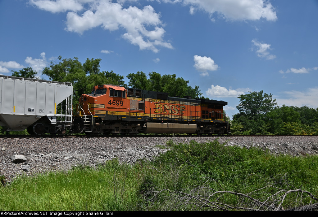 BNSF 4699 Dpu